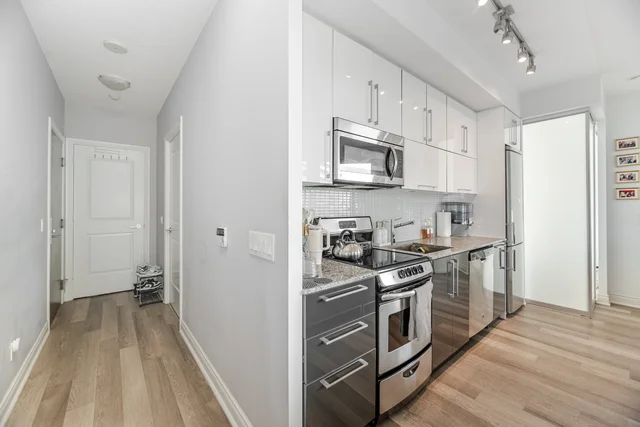 #808-80 Marine Parade Drive, Etobicoke - photo 11