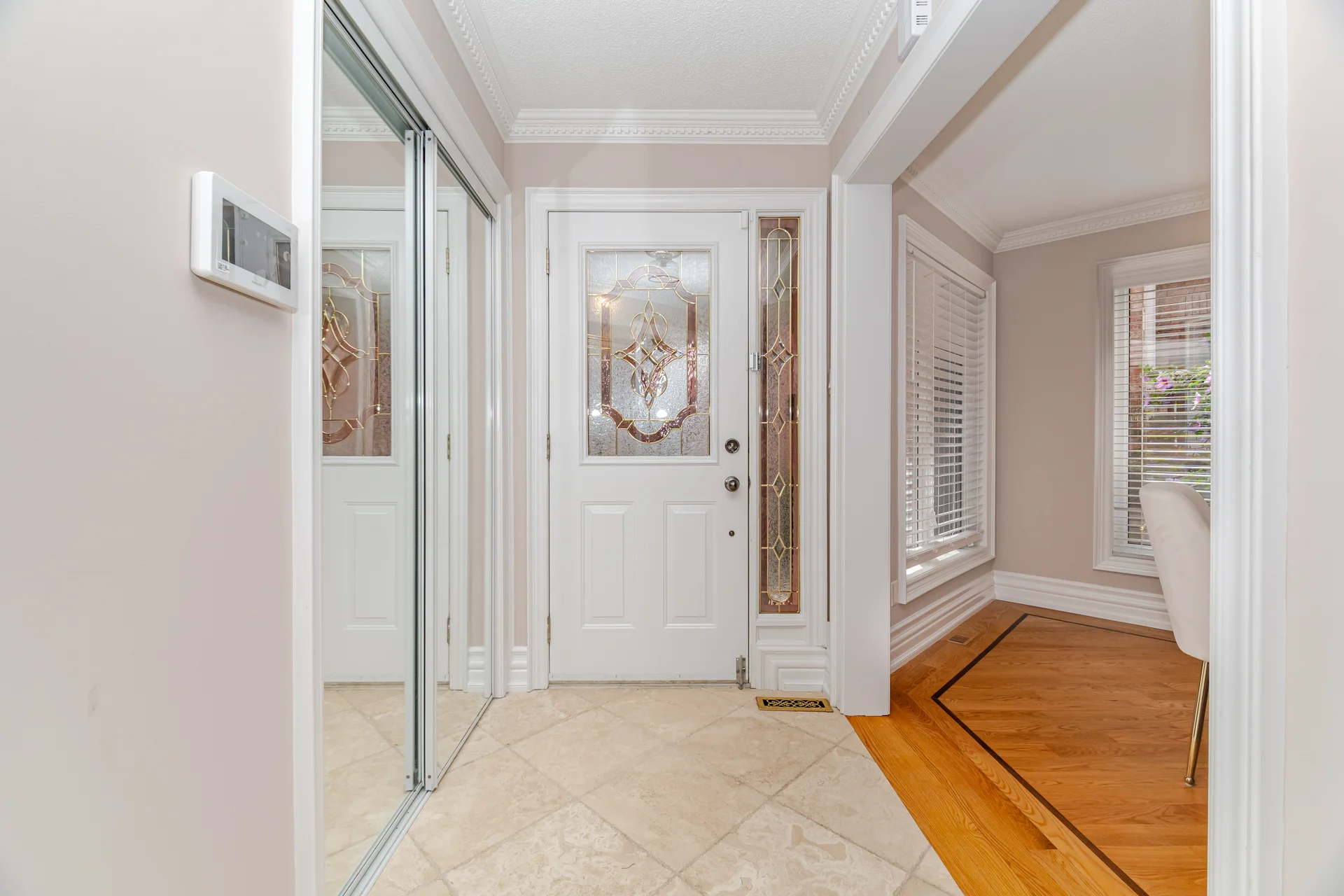 217 Cossack Court, Mississauga - photo 8