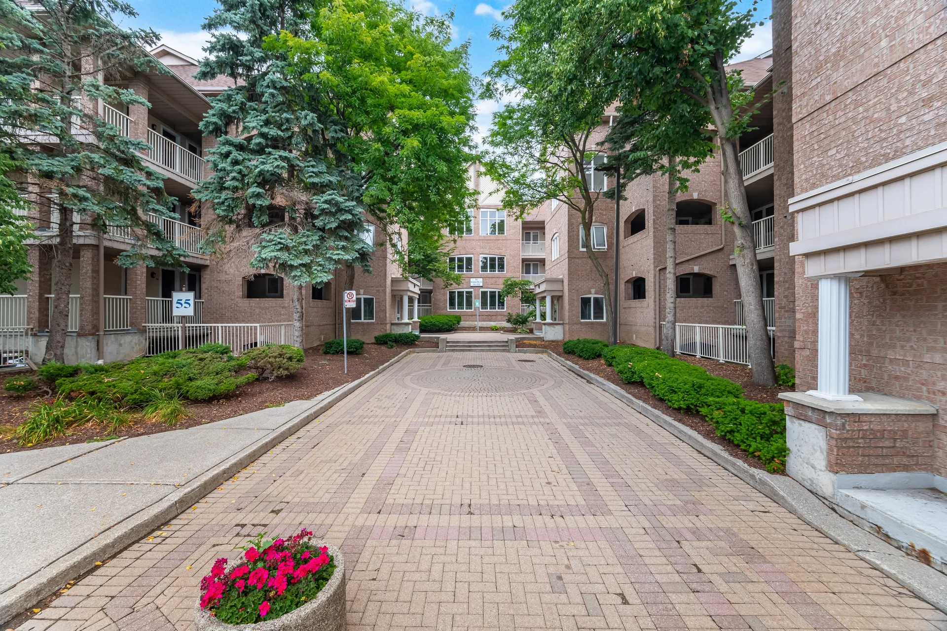 #116-55 Bristol Road East, Mississauga - photo 2