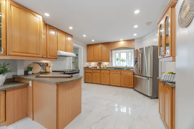 111 Cromwell Avenue, Oshawa - photo 18
