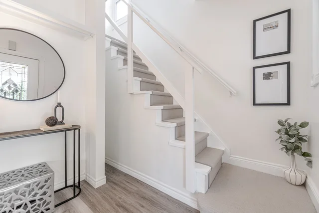 111 Cromwell Avenue, Oshawa - photo 25
