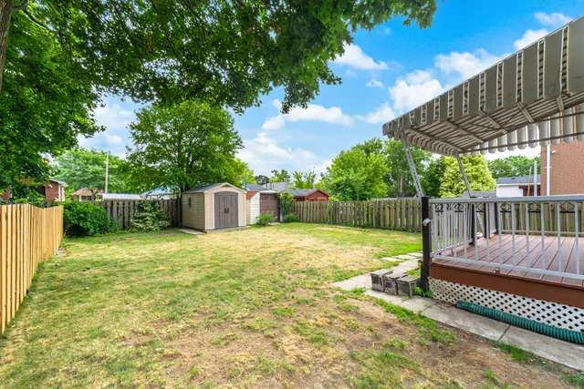 111 Cromwell Avenue, Oshawa - photo 56