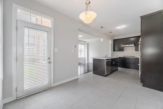 2 Lothbury Drive, Brampton - photo 14