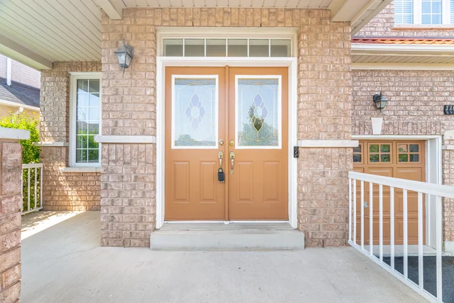 110 Earlsbridge Boulevard, Brampton - photo 8