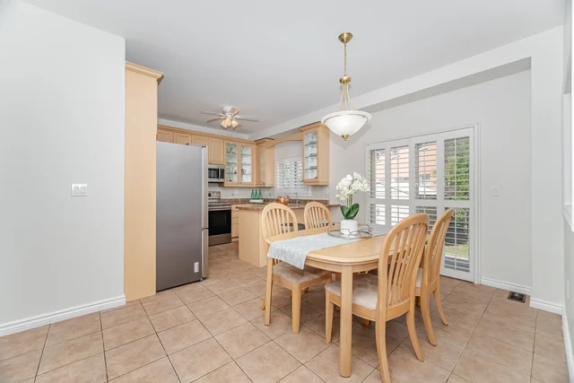 110 Earlsbridge Boulevard, Brampton - photo 19