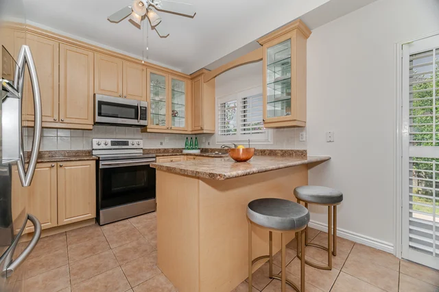 110 Earlsbridge Boulevard, Brampton - photo 21