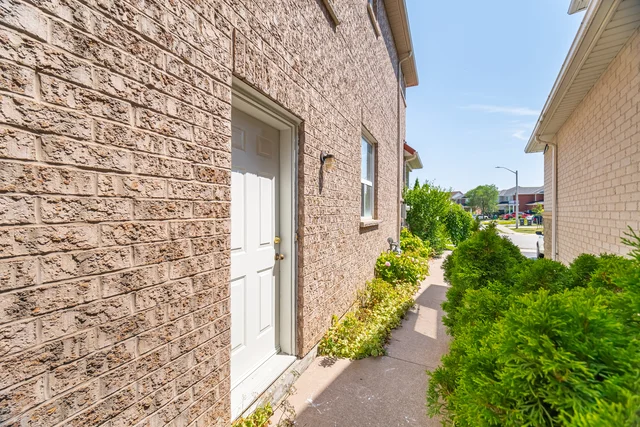 110 Earlsbridge Boulevard, Brampton - photo 48