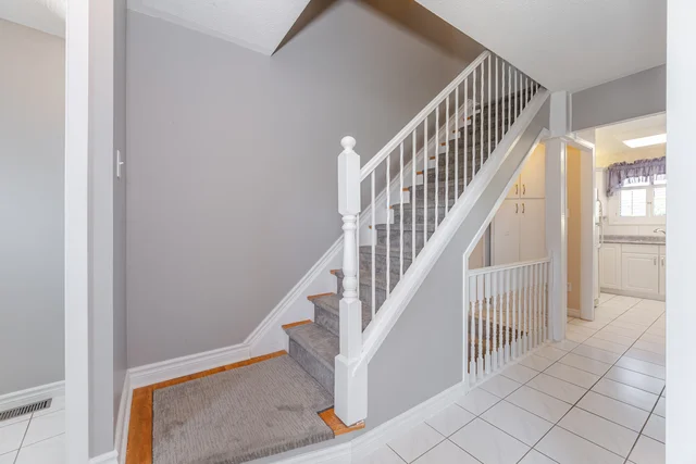 #32-20 Mountainview Road South, Georgetown - photo 16
