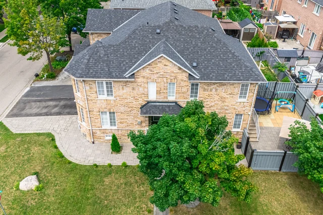 27 Lucerne Drive, Woodbridge - photo 11
