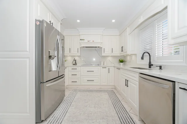 27 Lucerne Drive, Woodbridge - photo 25