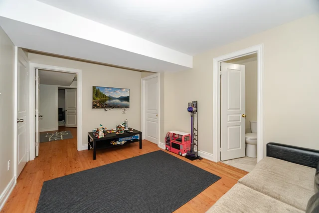 27 Lucerne Drive, Woodbridge - photo 48