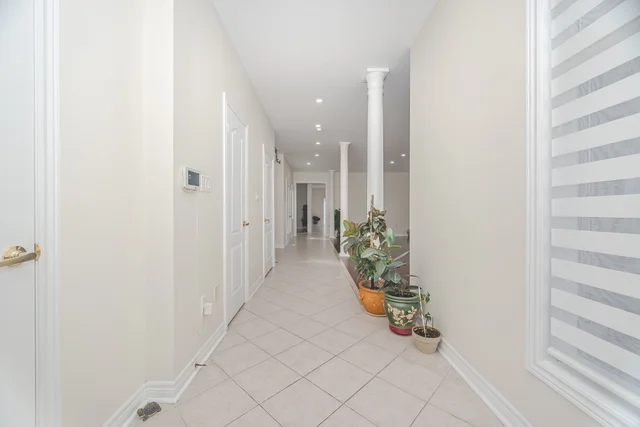 5 Hillside Drive, Brampton - photo 12