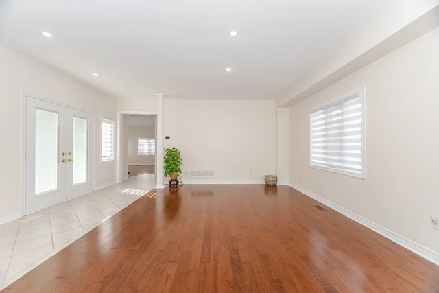 5 Hillside Drive, Brampton - photo 17