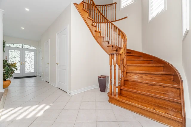 5 Hillside Drive, Brampton - photo 33