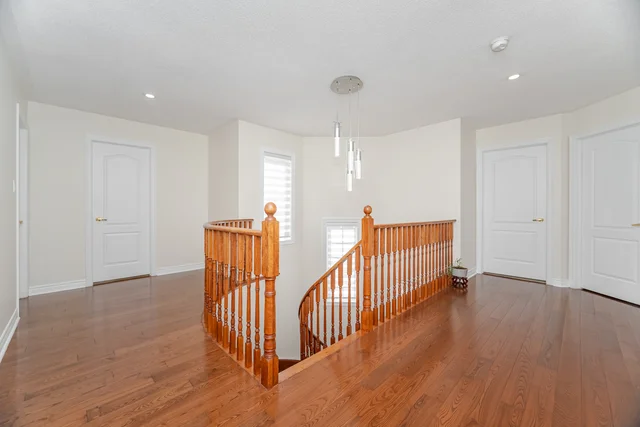 5 Hillside Drive, Brampton - photo 36