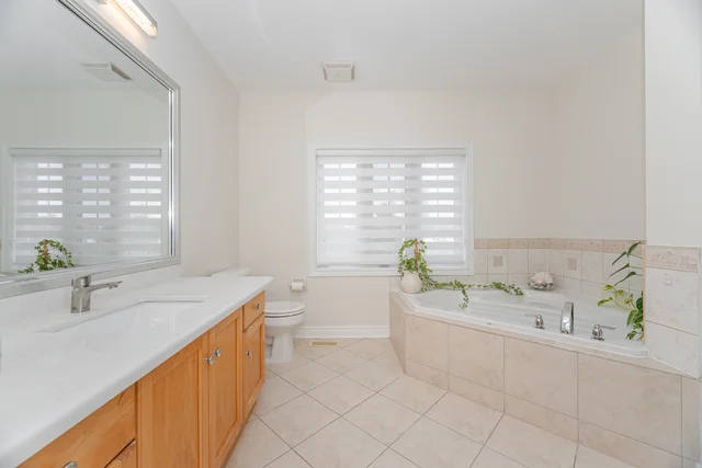 5 Hillside Drive, Brampton - photo 40