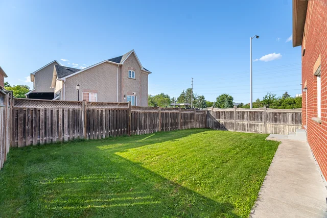 5 Hillside Drive, Brampton - photo 60