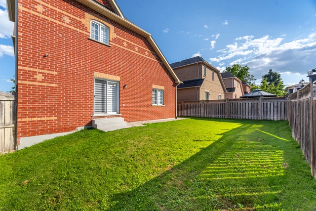 5 Hillside Drive, Brampton - photo 62
