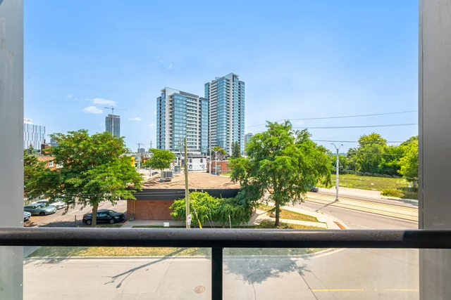 #311-690 King Street West, Kitchener - photo 27