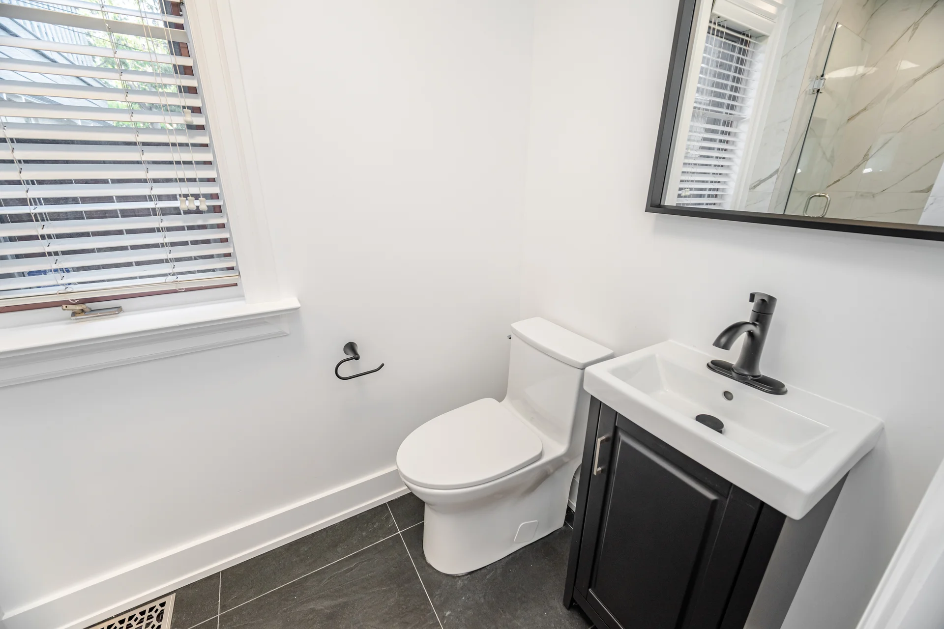 #2-23 Maria Street, Toronto - photo 20