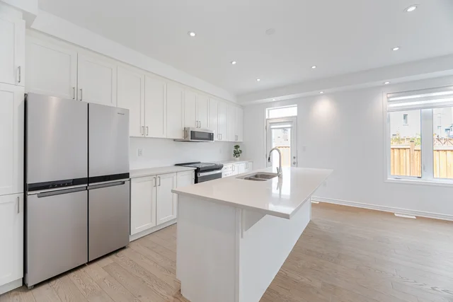 1402 Stillmeadow Lane, Pickering - photo 17