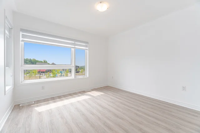 1402 Stillmeadow Lane, Pickering - photo 39