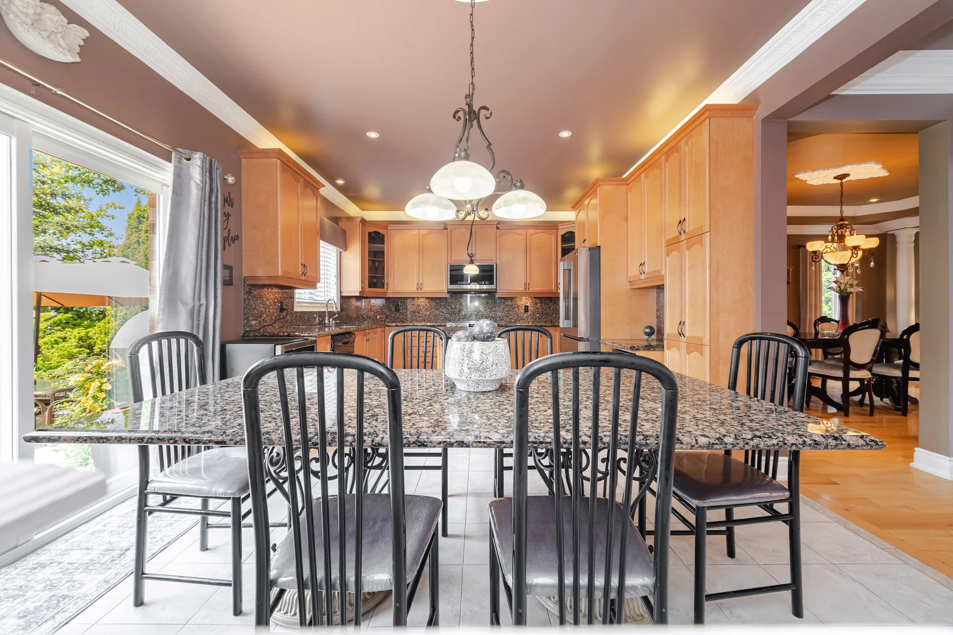 6 Hugo Road, Brampton - photo 39