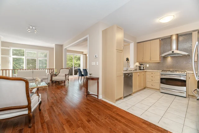 2191 Emily Circle, Oakville - photo 14