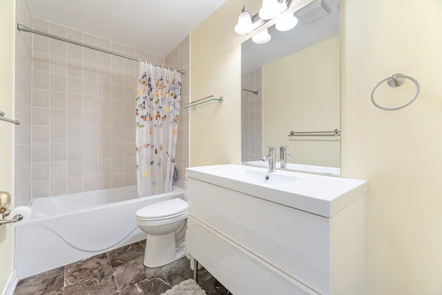 2191 Emily Circle, Oakville - photo 33
