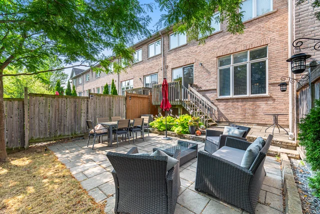 2191 Emily Circle, Oakville - photo 47
