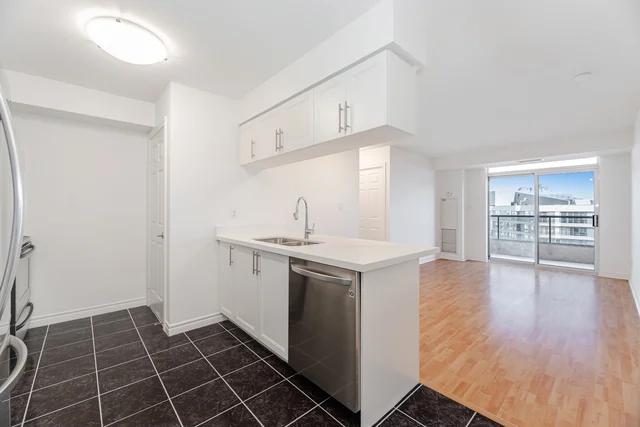 #1609-3880 Duke of York Boulevard, Mississauga - photo 16