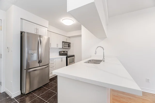 #1609-3880 Duke of York Boulevard, Mississauga - photo 17
