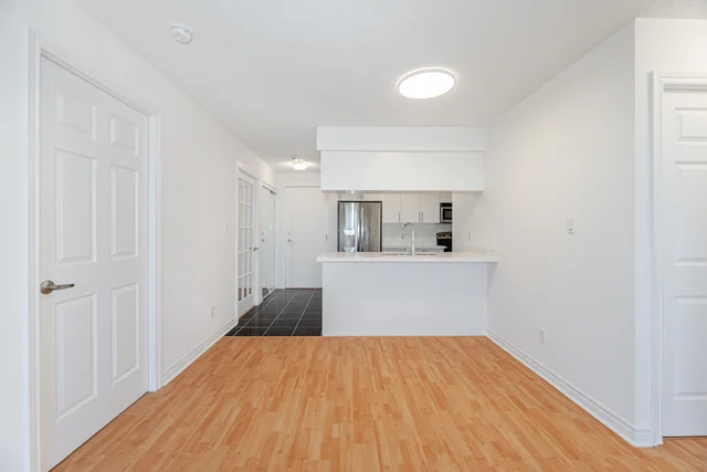 #1609-3880 Duke of York Boulevard, Mississauga - photo 21