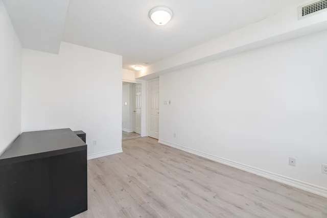 #1609-3880 Duke of York Boulevard, Mississauga - photo 28
