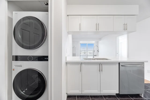 #1609-3880 Duke of York Boulevard, Mississauga - photo 42