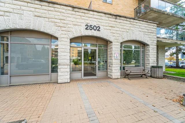 #216-2502 Rutherford Road, Vaughan - photo 3