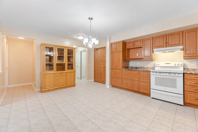 #216-2502 Rutherford Road, Vaughan - photo 15