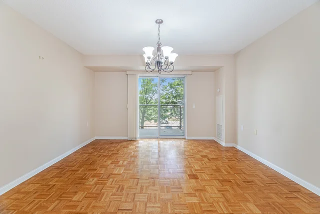 #216-2502 Rutherford Road, Vaughan - photo 19