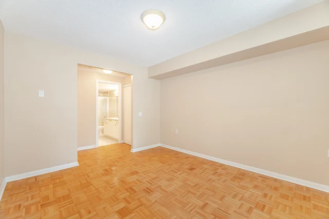 #216-2502 Rutherford Road, Vaughan - photo 25
