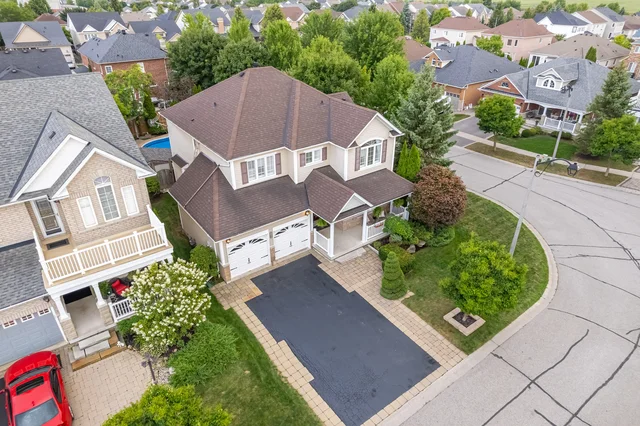 15 Bianca Drive, Whitby - photo 8