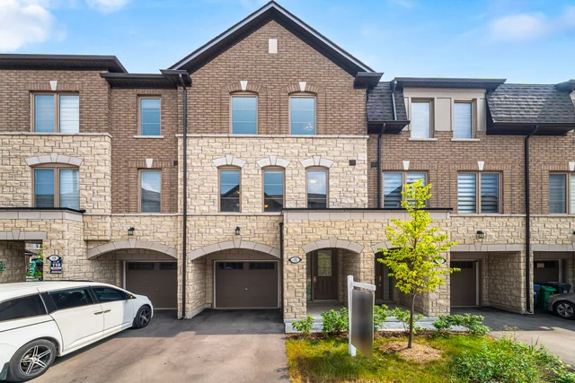 15 Arcola Street, Brampton - photo 1