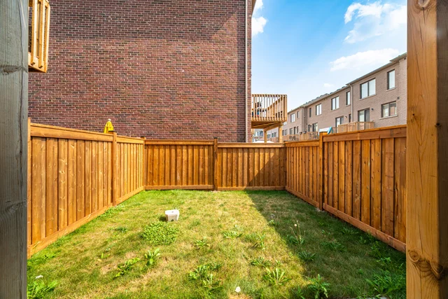 15 Arcola Street, Brampton - photo 50