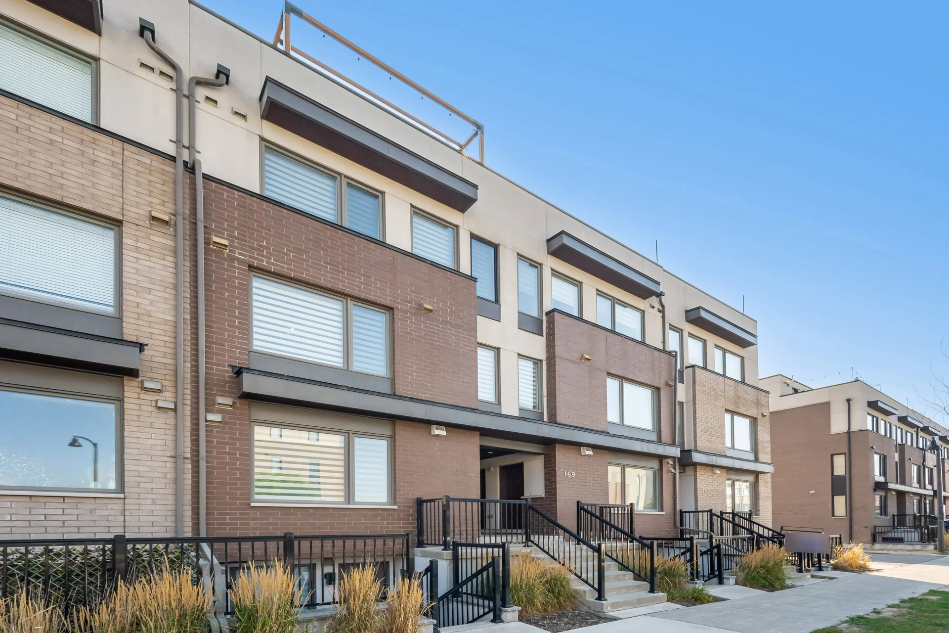 #3-169 William Duncan Road, North York - photo 3