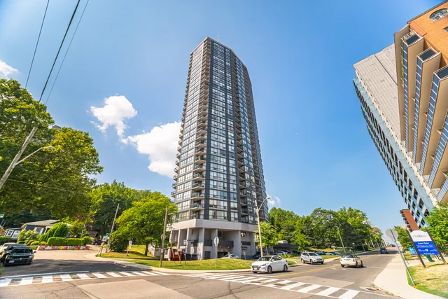 #608-150 Charlton Avenue East, Hamilton - photo 1