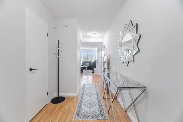 #608-150 Charlton Avenue East, Hamilton - photo 6