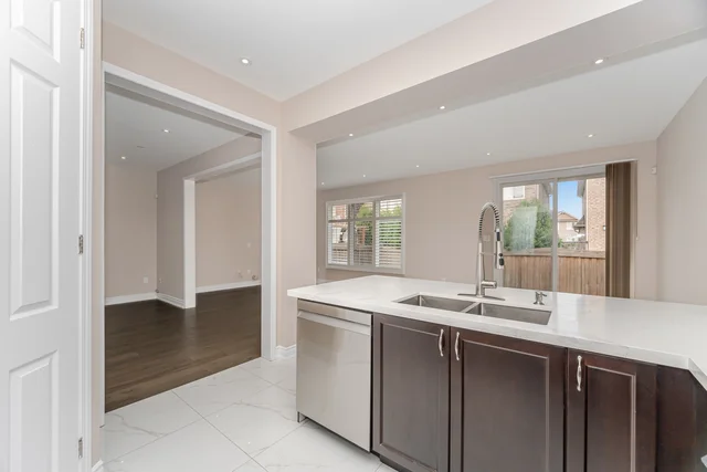 849 Farmstead Drive, Milton - photo 16