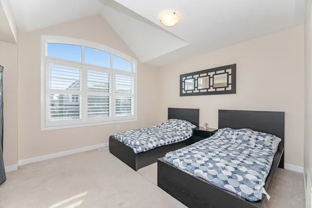 3213 Preserve Drive, Oakville - photo 36