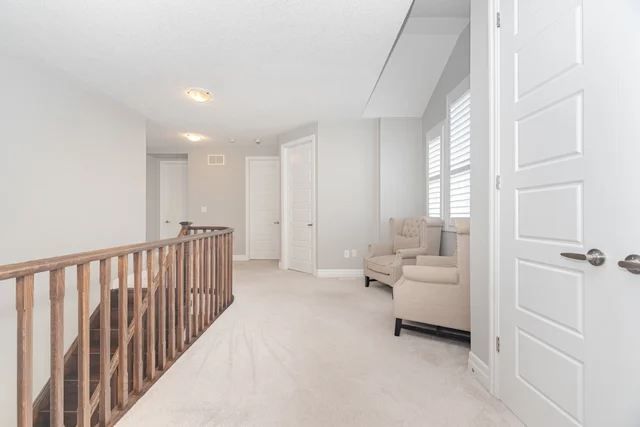 65 Novan Crescent, Aurora - photo 33