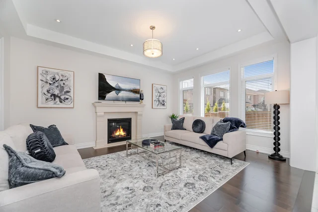 53 Threshing Mill Boulevard, Oakville - photo 18