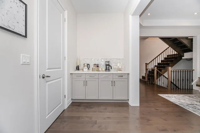 53 Threshing Mill Boulevard, Oakville - photo 29